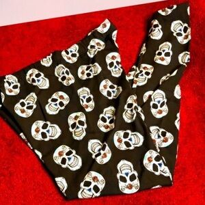 Skeleton leggingss size smalll! New WO Tags